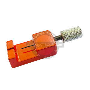 CHAIN LINK PIN REMOVER
