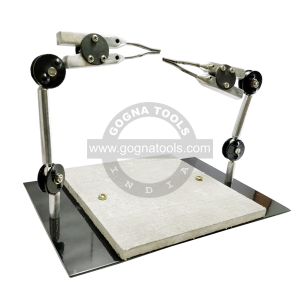 SOLDERING STATION WITH 2 CLIPS